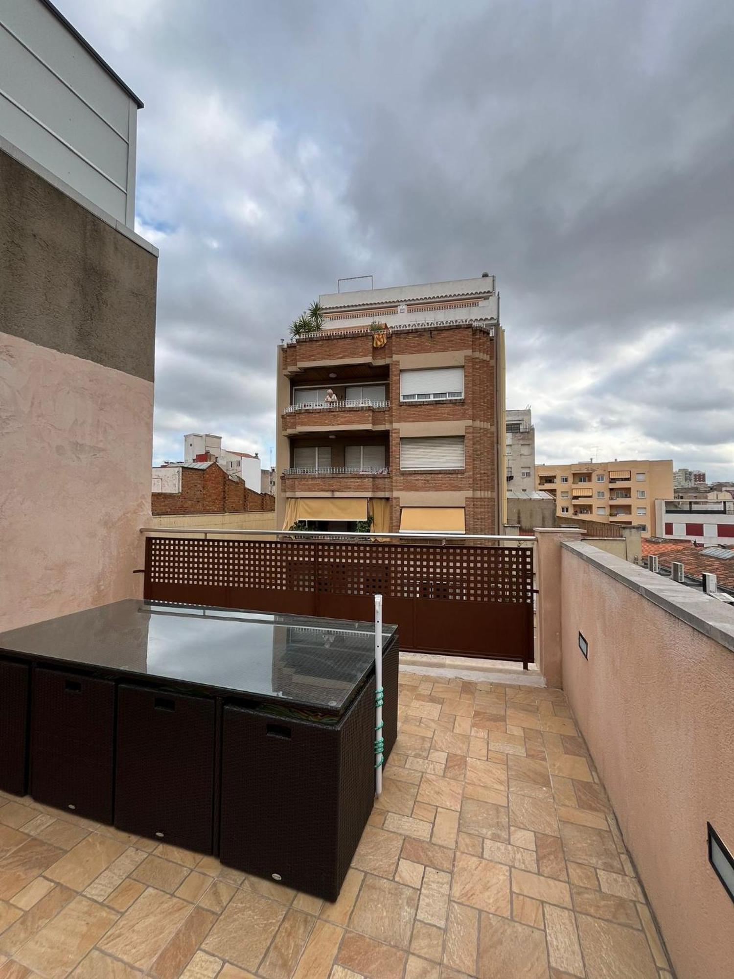 Casa Centrica En Reus Vila Exterior foto